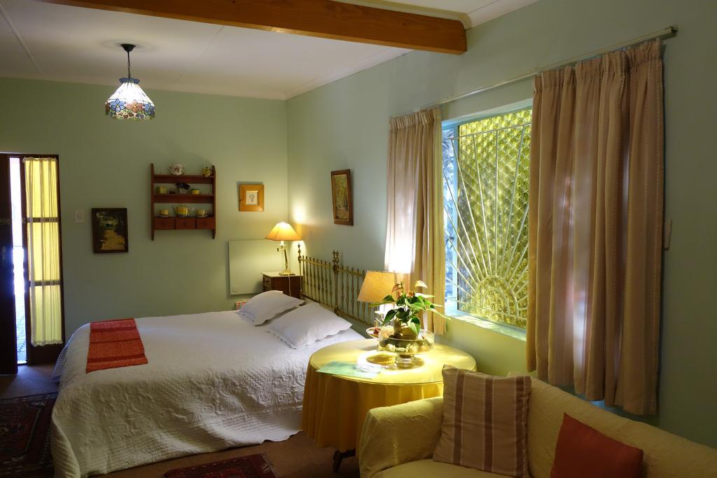 Hotel A La Fugue à Upington Extérieur photo